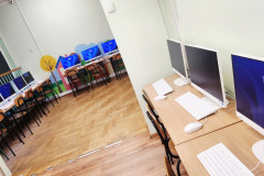 Inwestujemy w nowoczesne technologie - komputery All-in-One w pracowni informatycznej