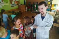 Lato w szkole od owadów po zaklęcia